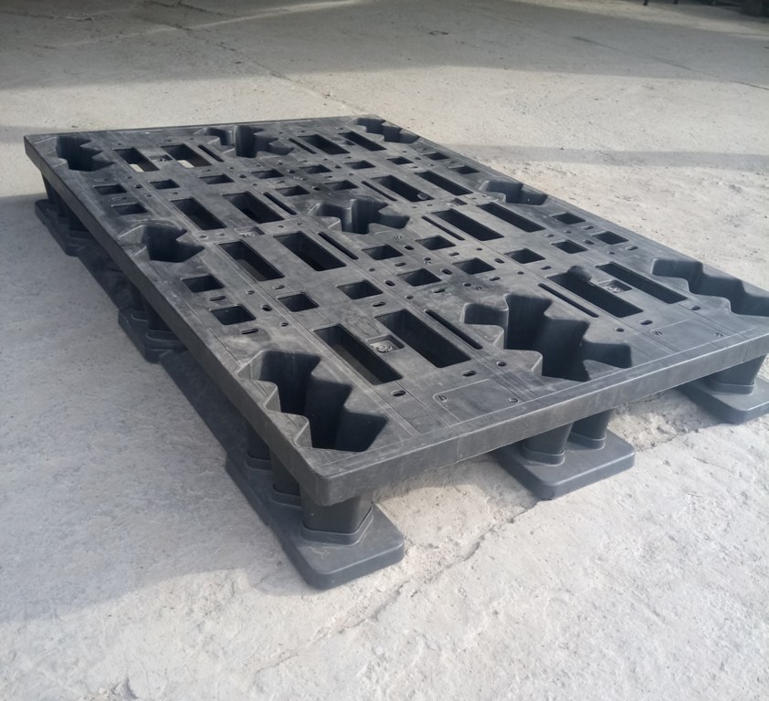 пластиковый паллет 1200 800